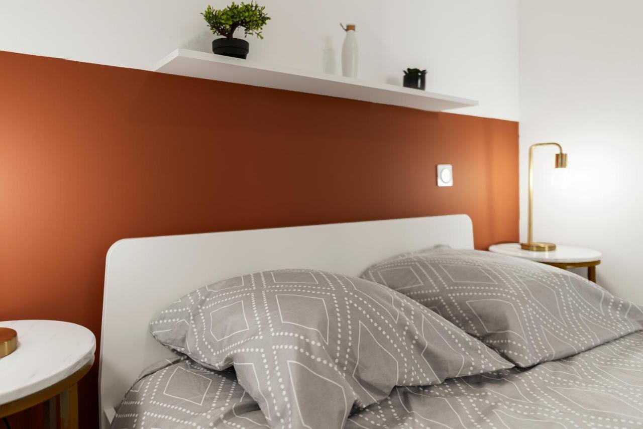 Montsejour - Logement Climatise Netflix, Mezzanine Каркасон Екстериор снимка